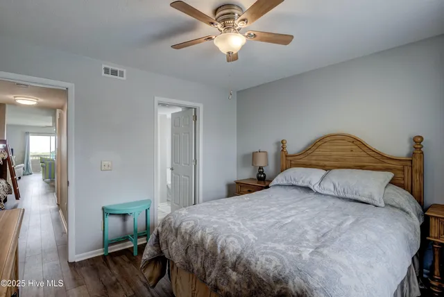 $1,600 | 918 North New River Drive, Unit 211, Surf City, NC 28445