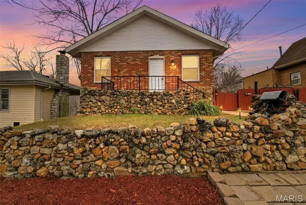 $174,900 | 1036 Wachtel Avenue, St. Louis, MO 63125