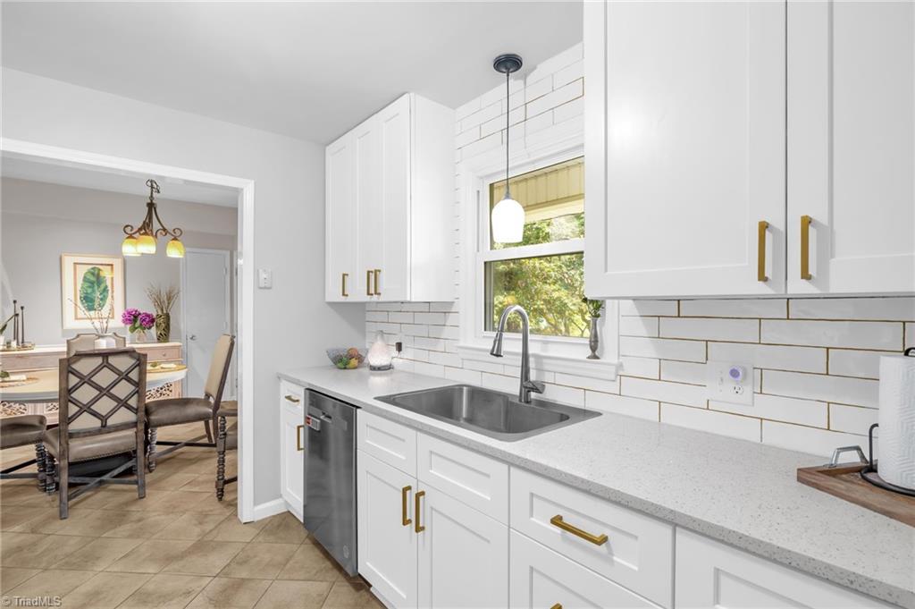 8194 Brotherstwo Road Colfax, NC 27235 - Photo 12 of 47 Kitchen