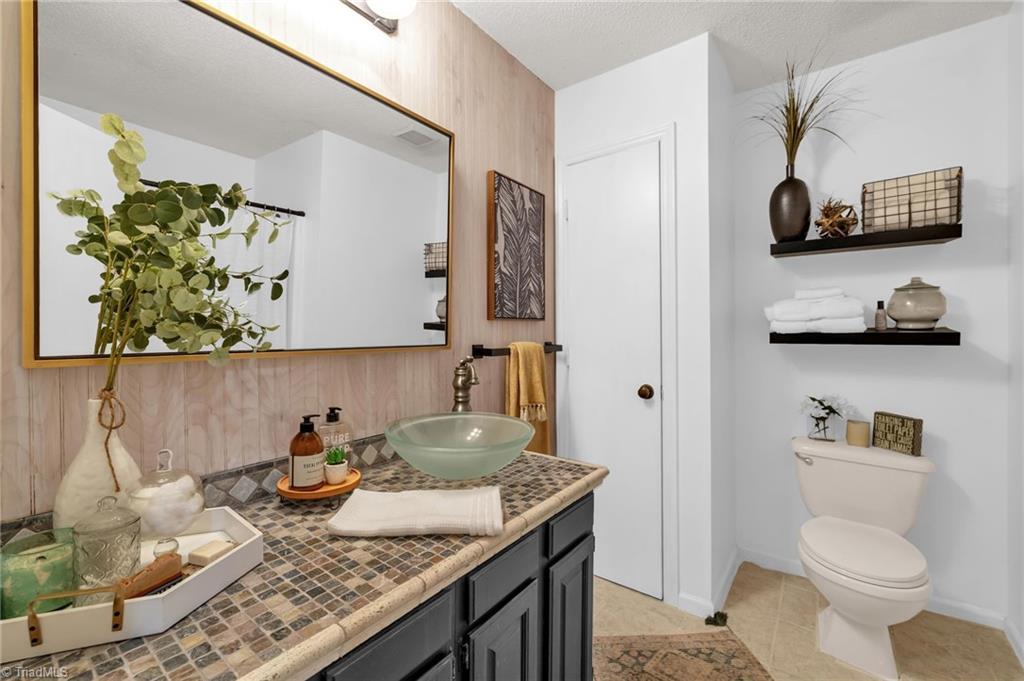 8194 Brotherstwo Road Colfax, NC 27235 - Photo 20 of 47 Guest Bathroom