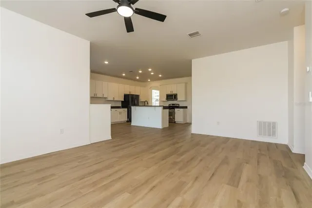 $489,900 | 526 Fairhaven Drive, Davenport, FL 33837