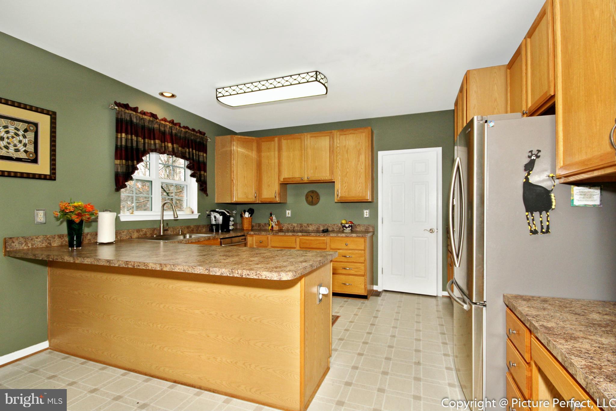 6418 Spring Forest Road Frederick, MD 21701 - Photo 14 of 30 Stainless Steel appliances