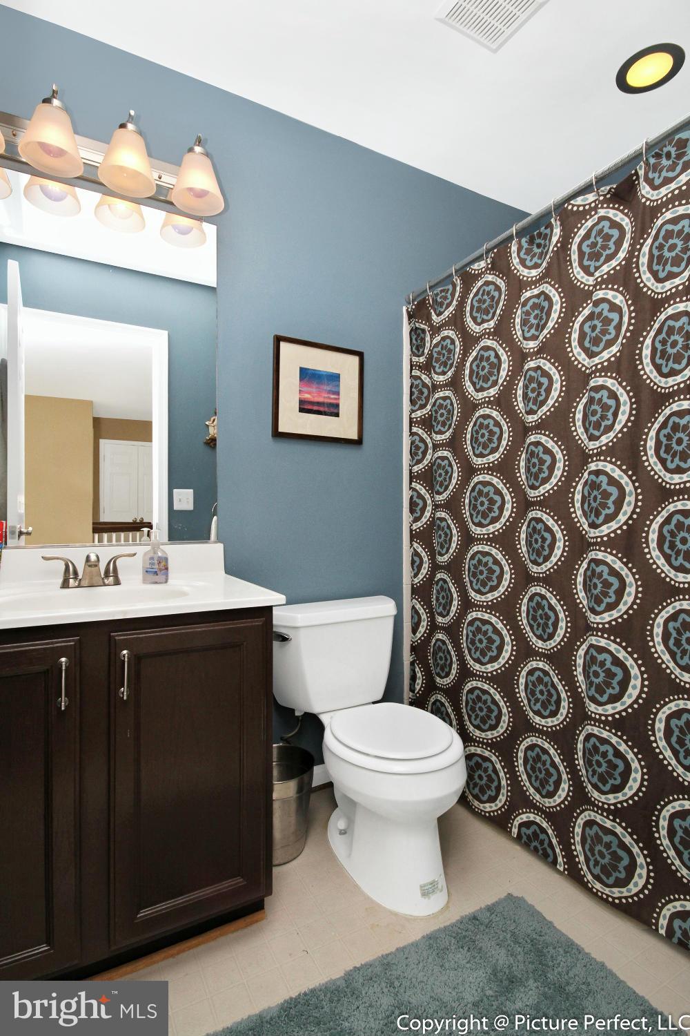 6418 Spring Forest Road Frederick, MD 21701 - Photo 27 of 30 Bath