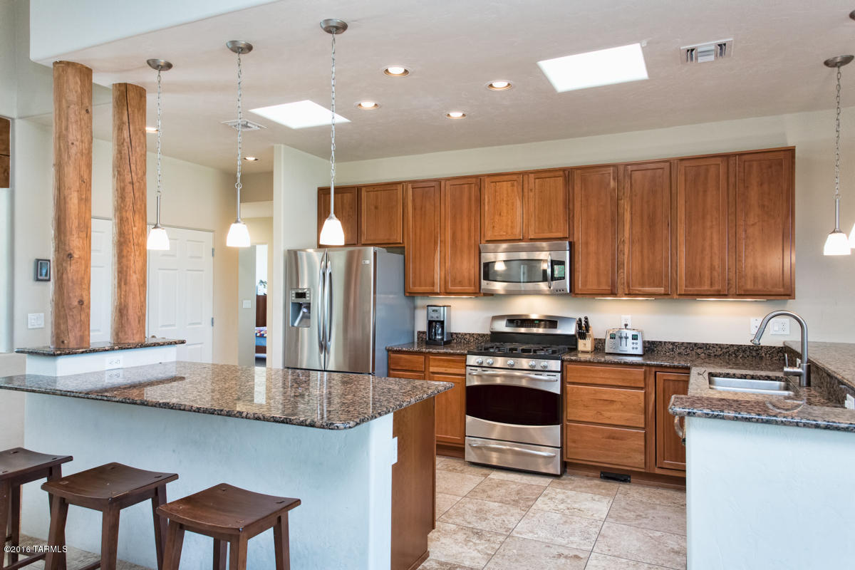 1099 West Panorama Road Tucson, AZ 85704 - Photo 6 of 33 Gallery Image 6