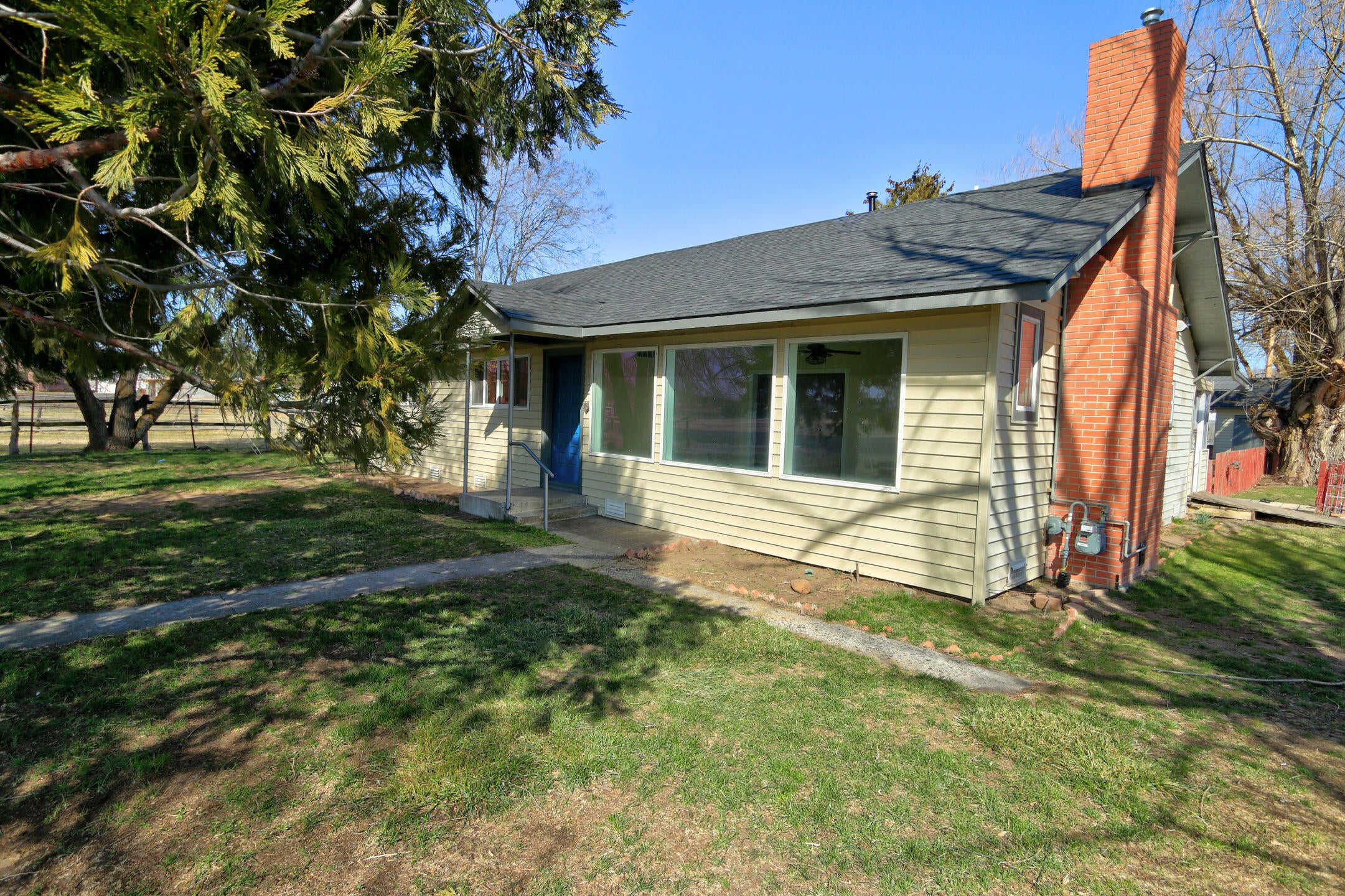 3185 Harpold Road Bonanza, OR 97623 - Photo 1 of 22 Front