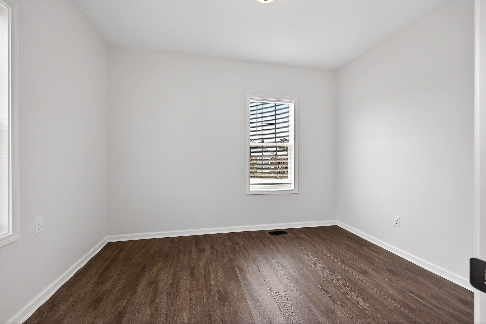 338 Clark Street Sparta, TN 38583 - Photo 17 of 33