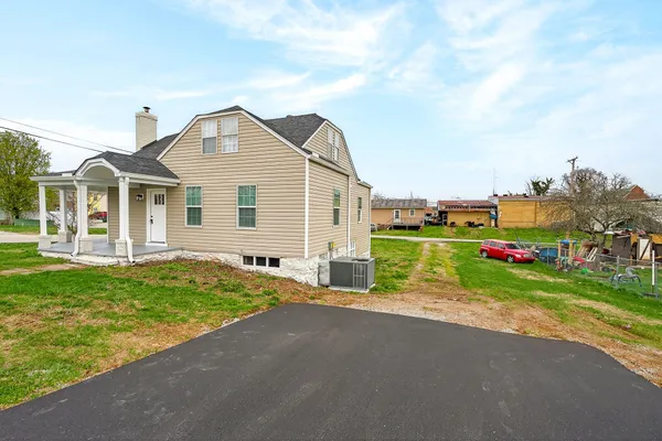 $299,000 | 338 Clark Street, Sparta, TN 38583
