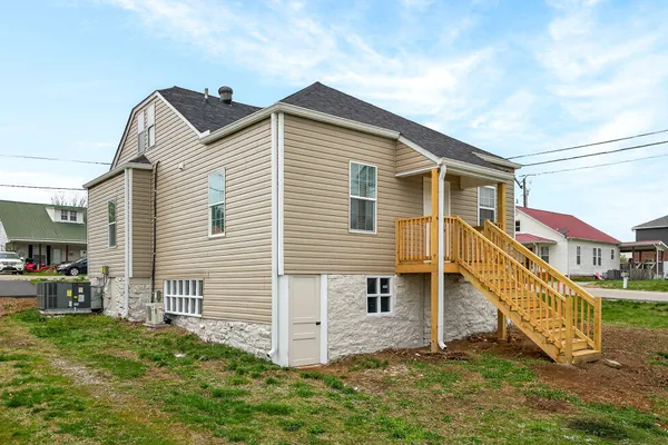 $299,000 | 338 Clark Street, Sparta, TN 38583
