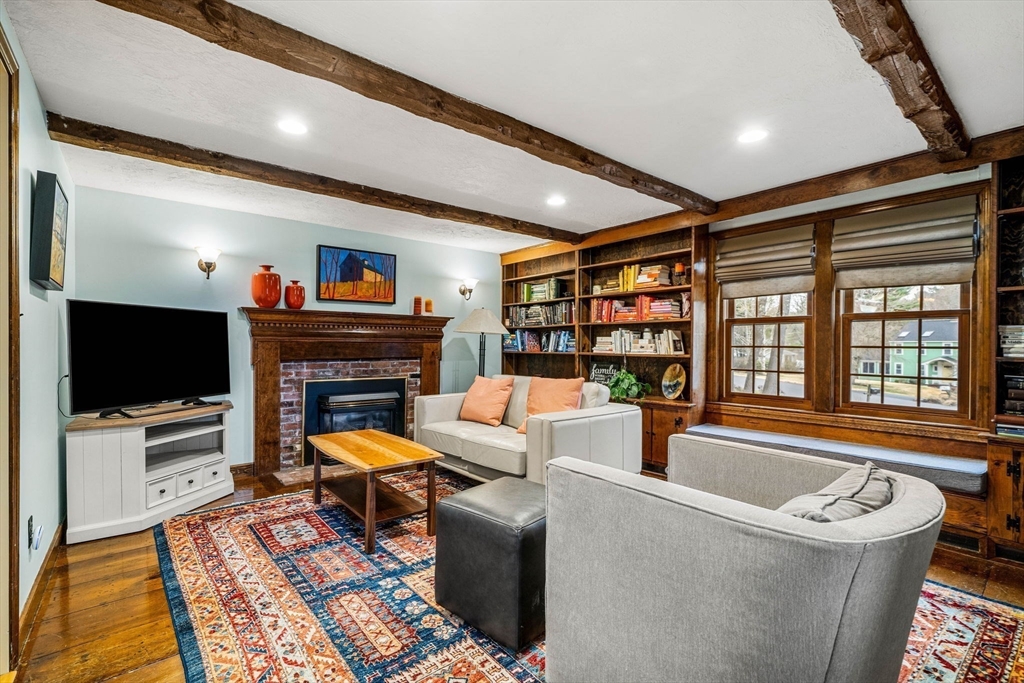 79 Sampson Road Bolton, MA 01740 - Photo 10 of 41 Gallery Image 10