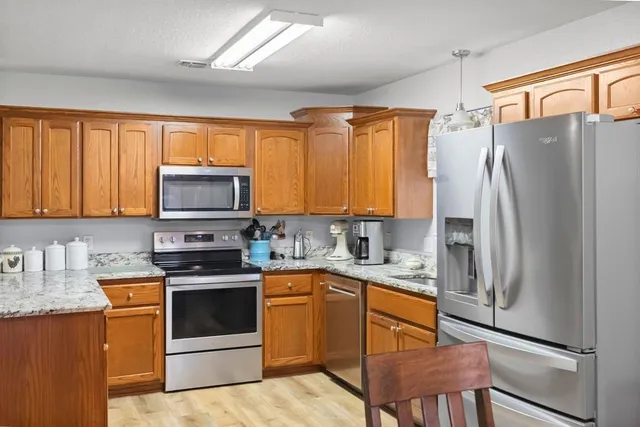 $249,900 | 190 44th Street Southwest, Paris, TX 75460