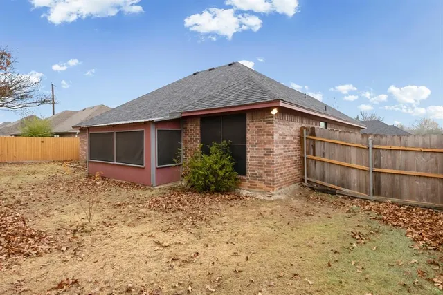 $249,900 | 190 44th Street Southwest, Paris, TX 75460