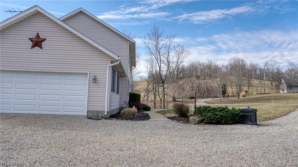 2500 Maple Brook Road New Concord, OH 43762 - Photo 2 of 32