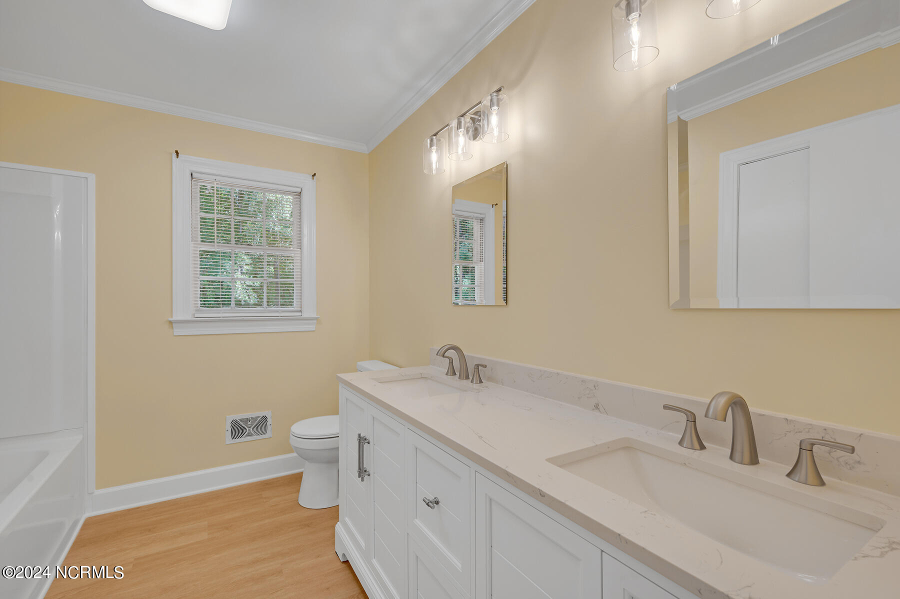209 Kent Road Greenville, NC 27858 - Photo 25 of 34 209 Kent Road-00025