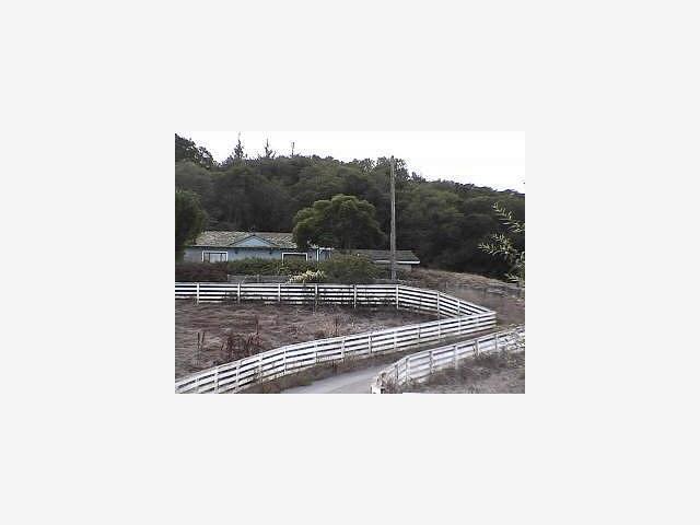 704 Echo Valley Road Salinas, CA 93907 - Photo 1 of 2 Gallery Image 1