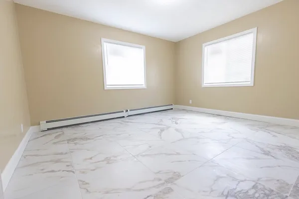 $369,900 | 2085 Memorial Drive, South Hadley, MA 01075