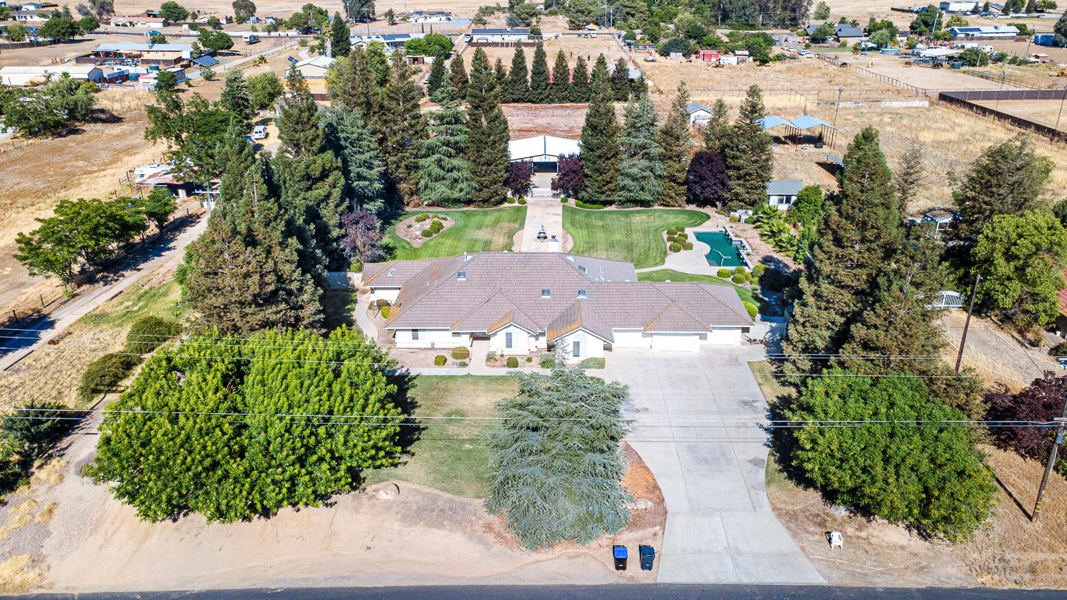 16673 La Canada Road Madera, CA 93636 - Photo 56 of 73