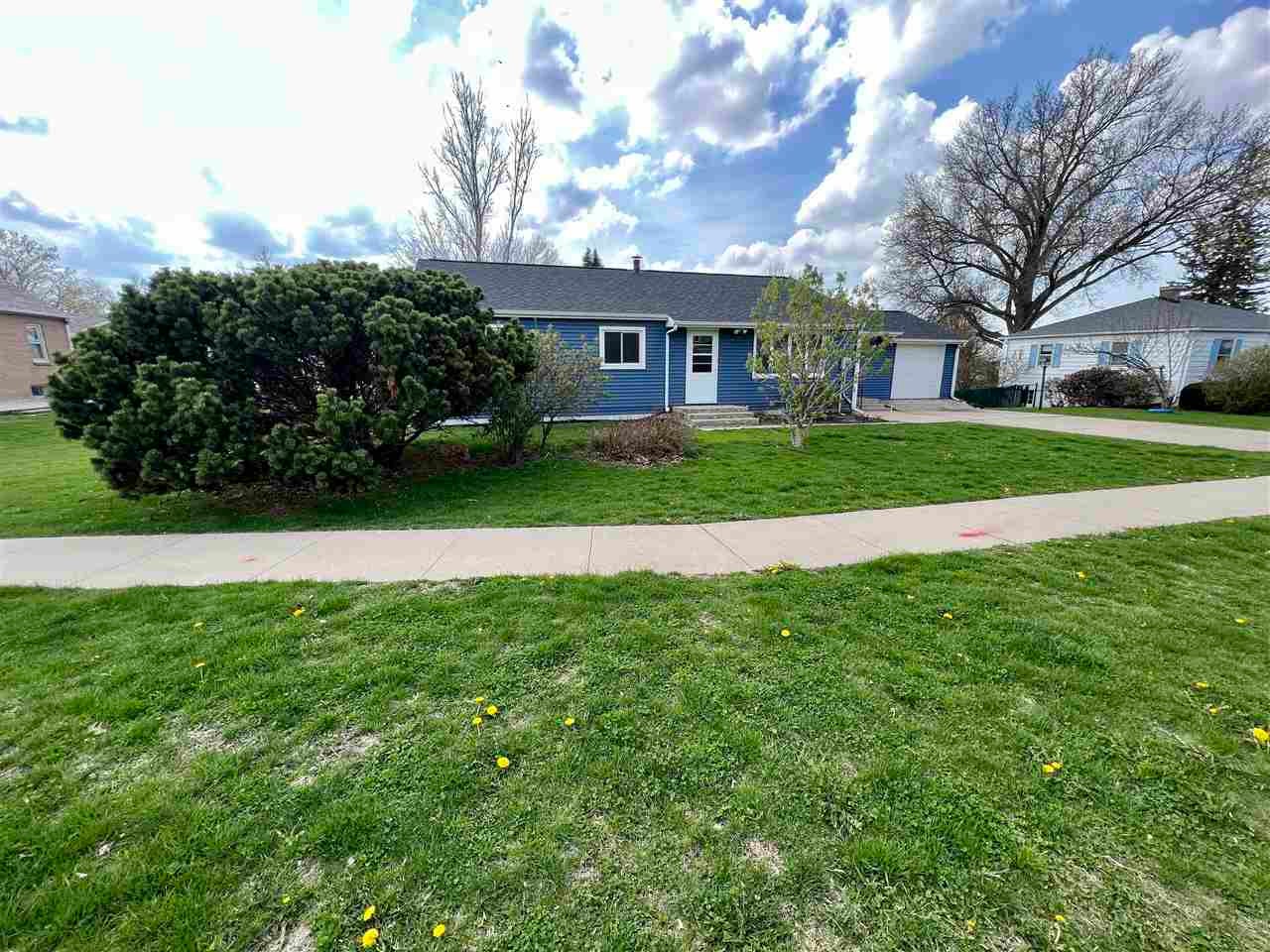 606 2nd Street Southwest State Center, IA 50247 - Photo 2 of 28 Gallery Image 2