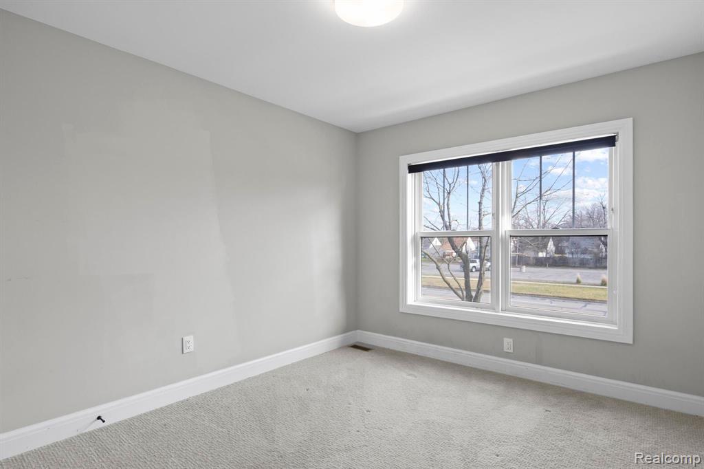 831 North Campbell Road Royal Oak, MI 48067 - Photo 21 of 34