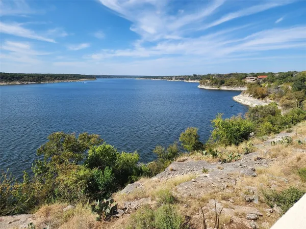 $150,000 | 2 Cliffhouse Drive, Unit 210, Belton, TX 76513