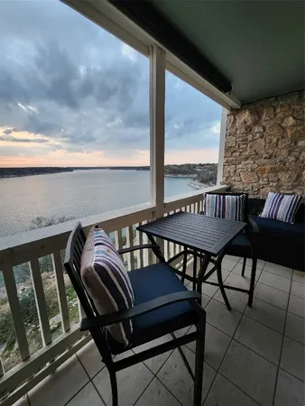 $140,000 | 2 Cliffhouse Drive, Unit 210, Belton, TX 76513