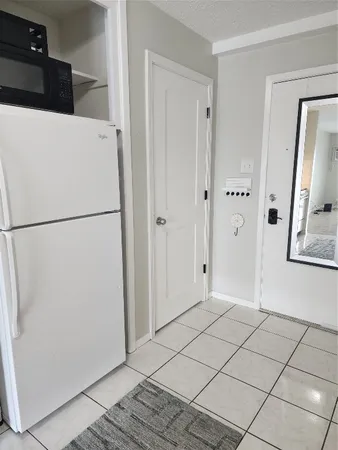 $140,000 | 2 Cliffhouse Drive, Unit 210, Belton, TX 76513