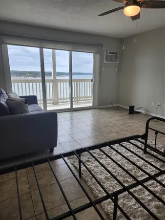 $140,000 | 2 Cliffhouse Drive, Unit 210, Belton, TX 76513