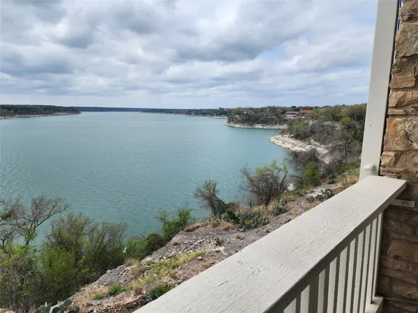 $140,000 | 2 Cliffhouse Drive, Unit 210, Belton, TX 76513