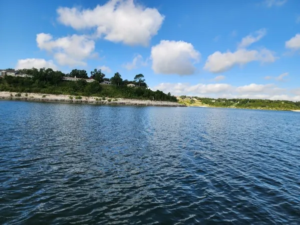$140,000 | 2 Cliffhouse Drive, Unit 210, Belton, TX 76513