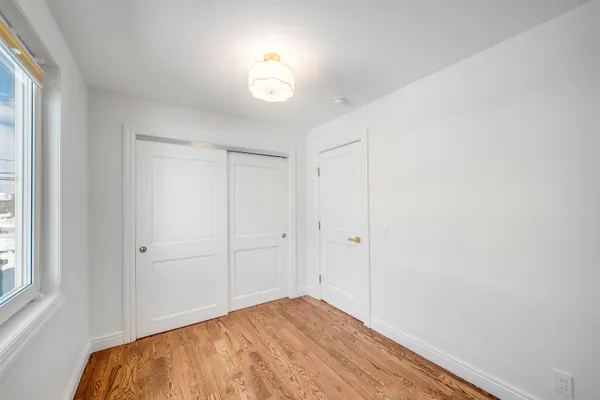 a view of empty room with window