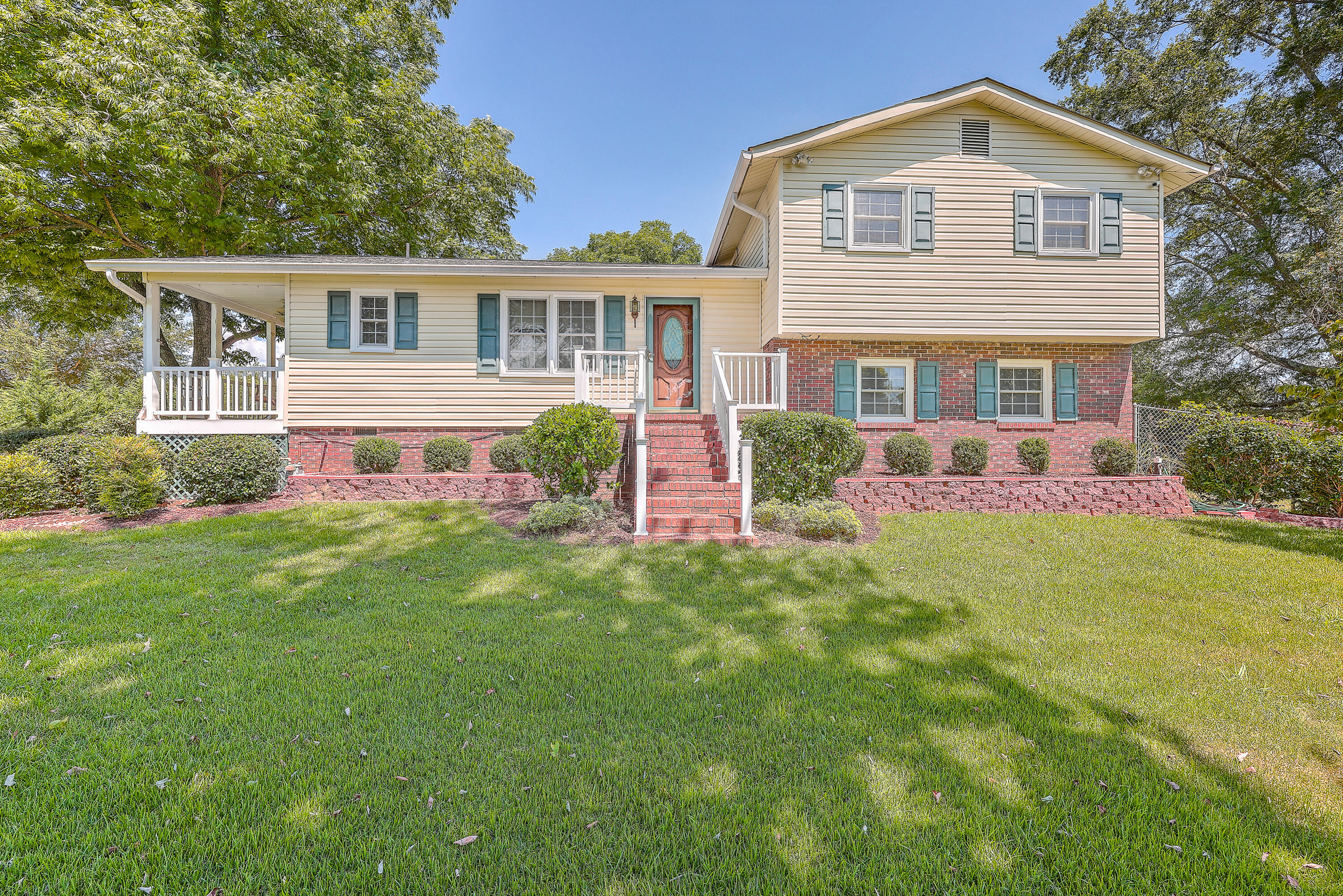 712 Bob Little Road Jonesville, SC 29353 - Photo 1 of 44 ZYN_4099_100_101_102_103_104_105