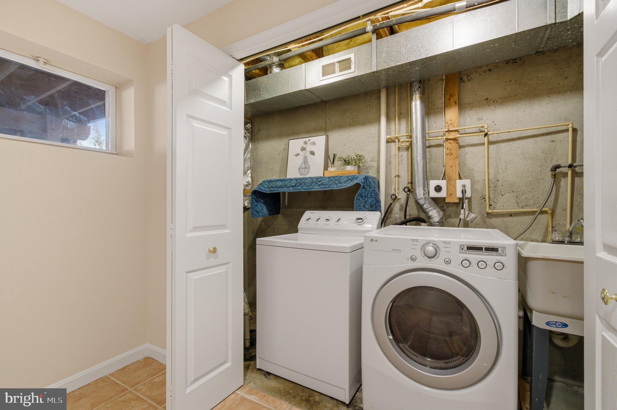 9054 Constant Course Columbia, MD 21046 - Photo 39 of 61