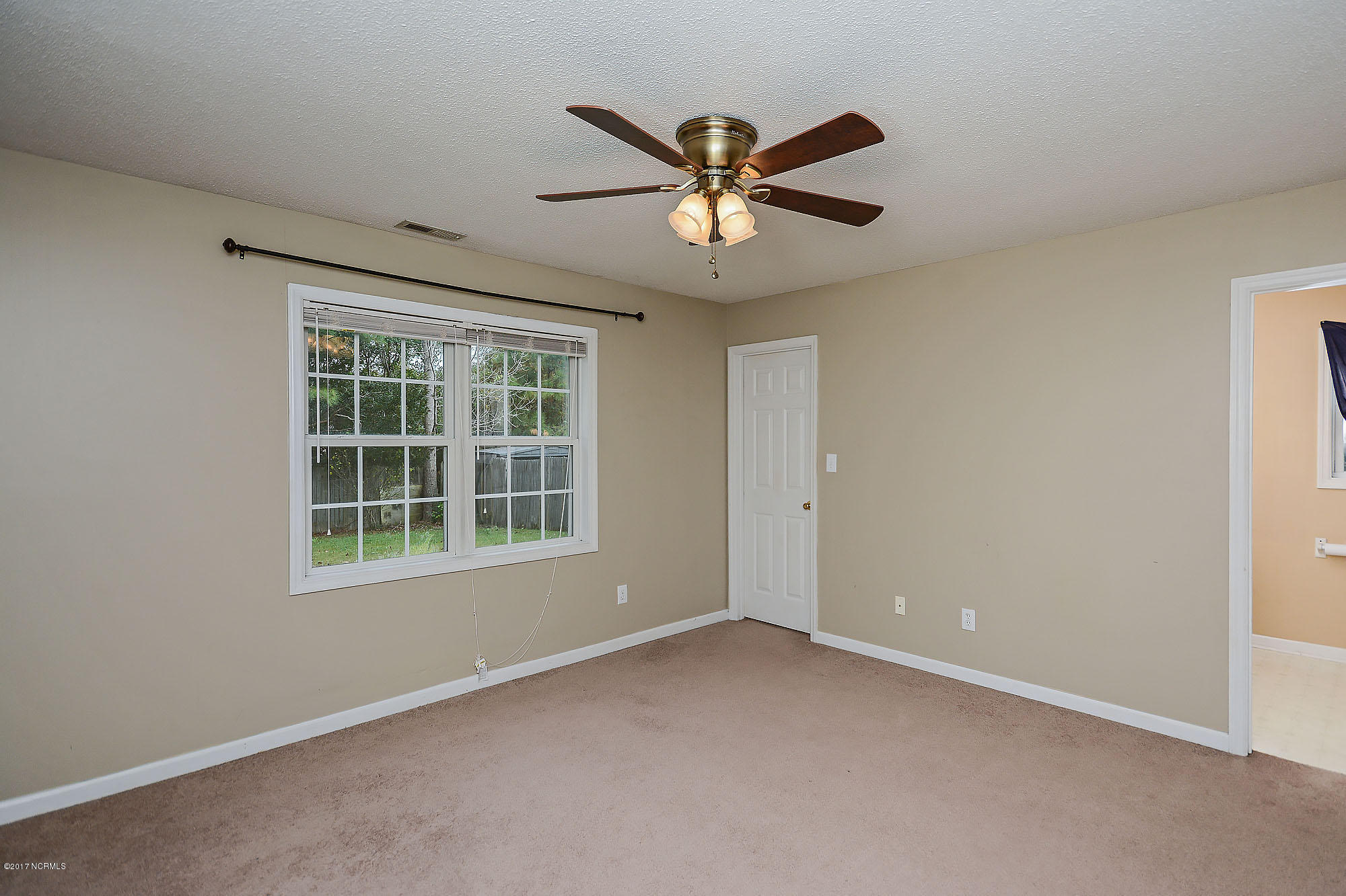 275 Parnell Road Hubert, NC 28539 - Photo 17 of 26 DSC_0362