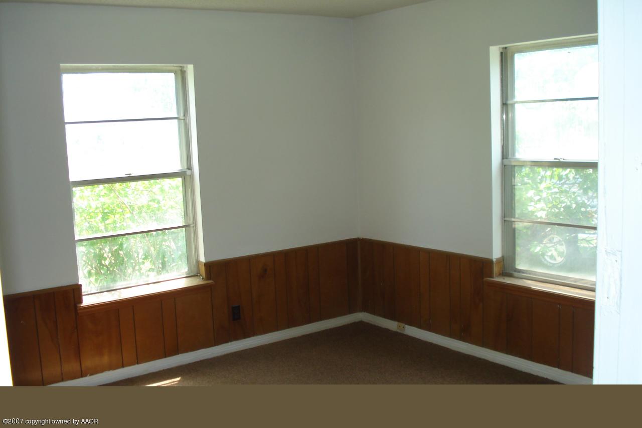 4202 Cline Road Amarillo, TX 79110 - Photo 6 of 7 a small space with a window