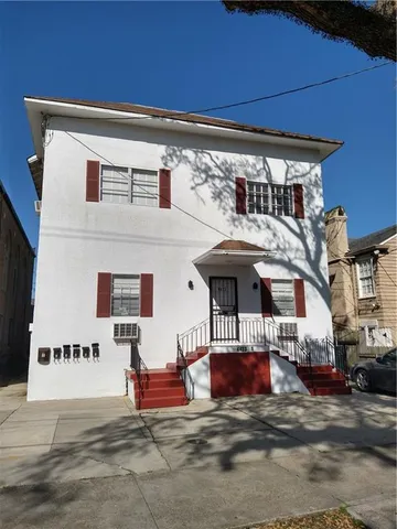 $975 | 4433 Canal Street, Unit 3, New Orleans, LA 70119