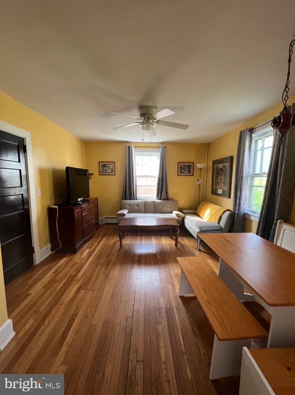 216 North Madison Road Orange, VA 22960 - Photo 6 of 20 Family Room