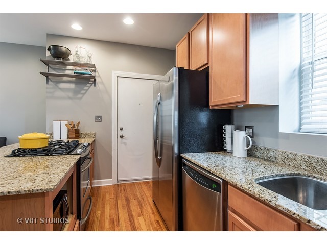 5623 North Wayne Avenue, Unit 1B Chicago, IL 60660 - Photo 5 of 11