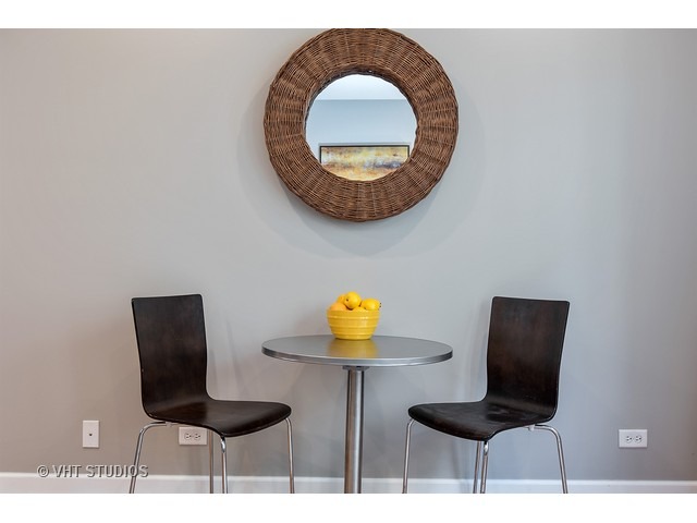 5623 North Wayne Avenue, Unit 1B Chicago, IL 60660 - Photo 6 of 11