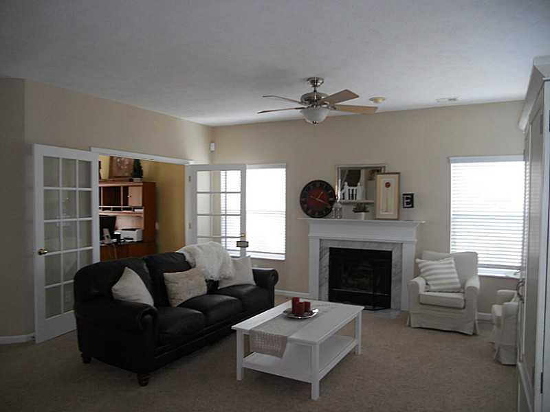 11206 Reflection Point Drive Fishers, IN 46037 - Photo 6 of 23 Gallery Image 6