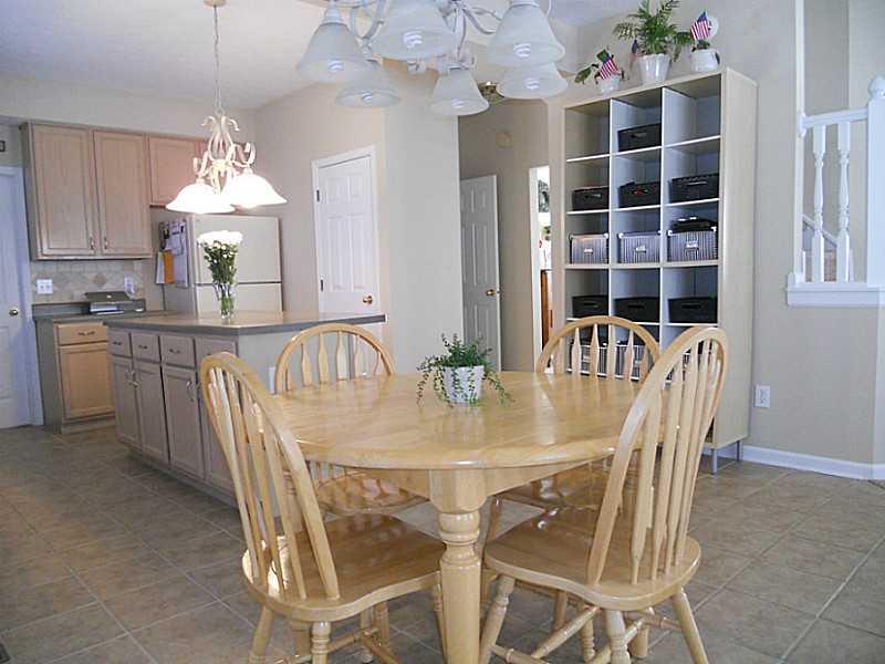 11206 Reflection Point Drive Fishers, IN 46037 - Photo 10 of 23 Gallery Image 10