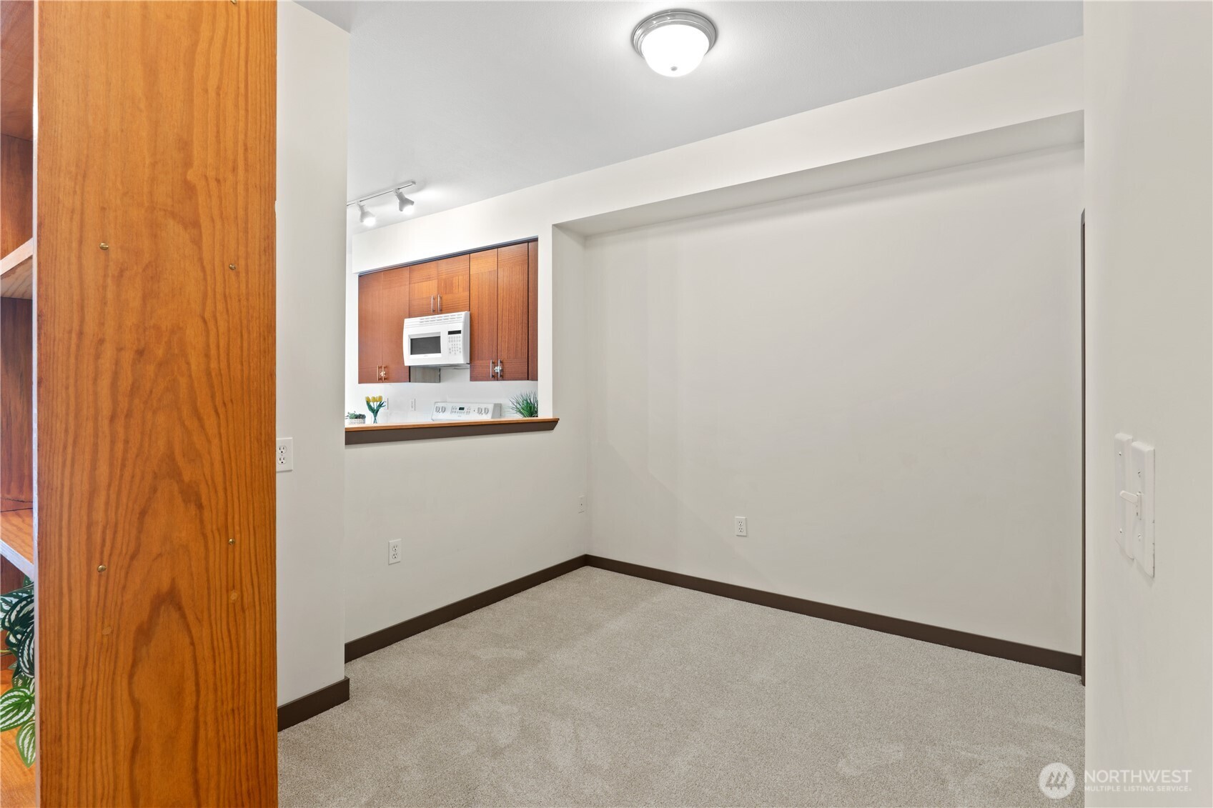 910 Gladstone Street, Unit 103 Bellingham, WA 98229 - Photo 16 of 28 a view of an empty room