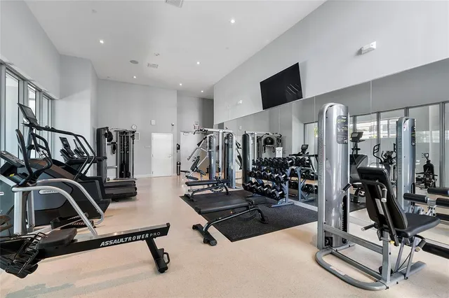 $5,000 | 6620 Indian Creek Drive, Unit 315, Miami Beach, FL 33141