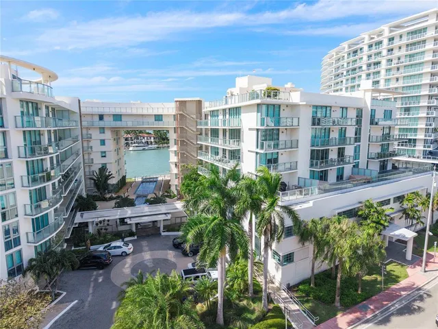 $5,000 | 6620 Indian Creek Drive, Unit 315, Miami Beach, FL 33141