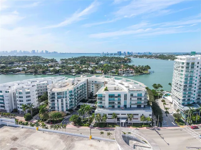 $5,000 | 6620 Indian Creek Drive, Unit 315, Miami Beach, FL 33141