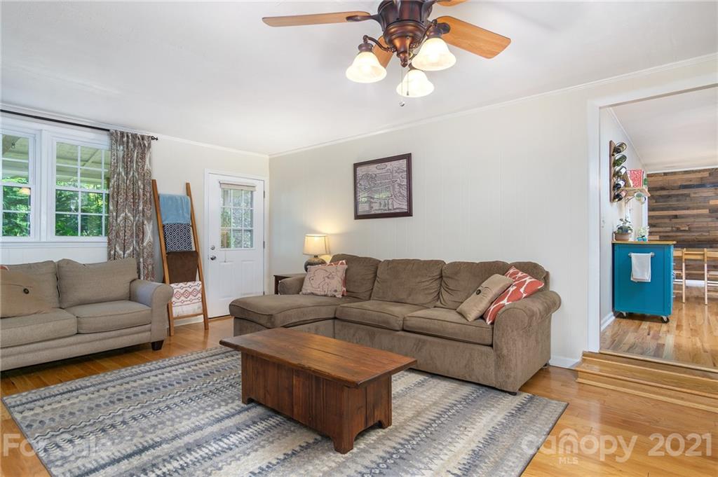 135 Griggs Road Old Fort, NC 28762 - Photo 11 of 40 Gallery Image 11
