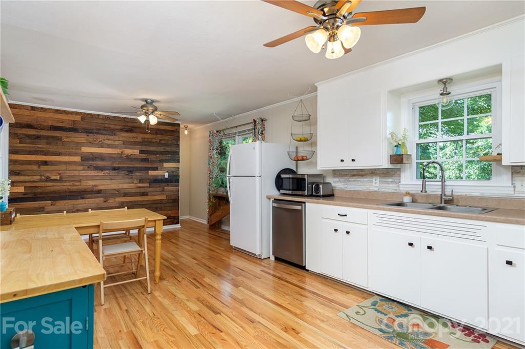 135 Griggs Road Old Fort, NC 28762 - Photo 12 of 40 Gallery Image 12