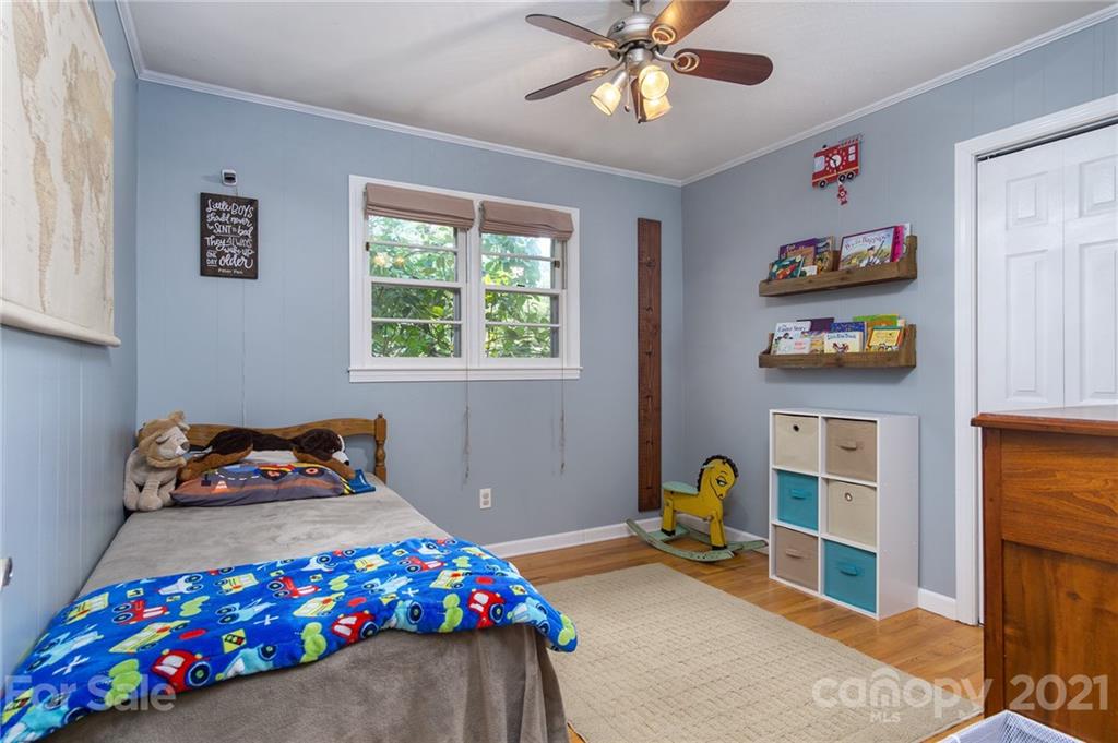 135 Griggs Road Old Fort, NC 28762 - Photo 17 of 40 Gallery Image 17