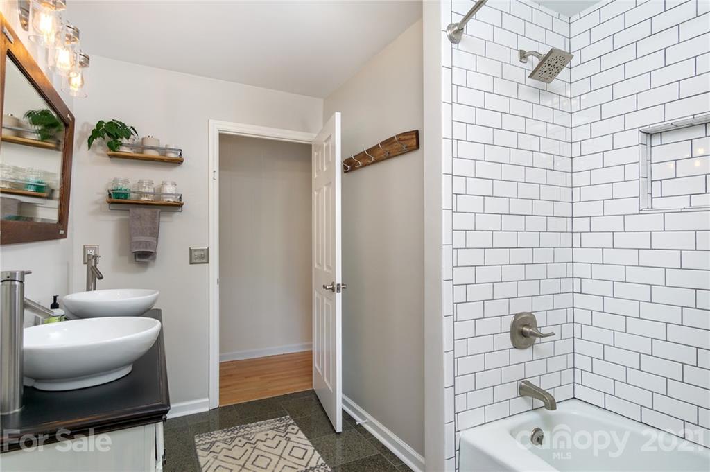 135 Griggs Road Old Fort, NC 28762 - Photo 23 of 40 Gallery Image 23
