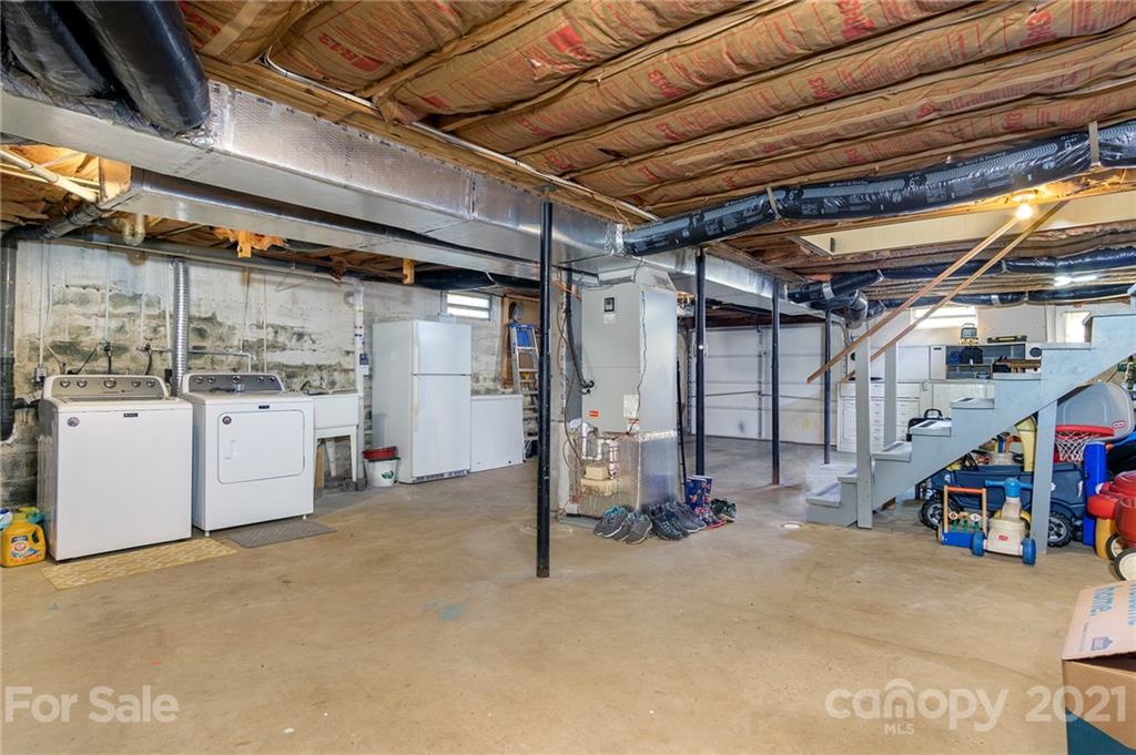 135 Griggs Road Old Fort, NC 28762 - Photo 25 of 40 Gallery Image 25