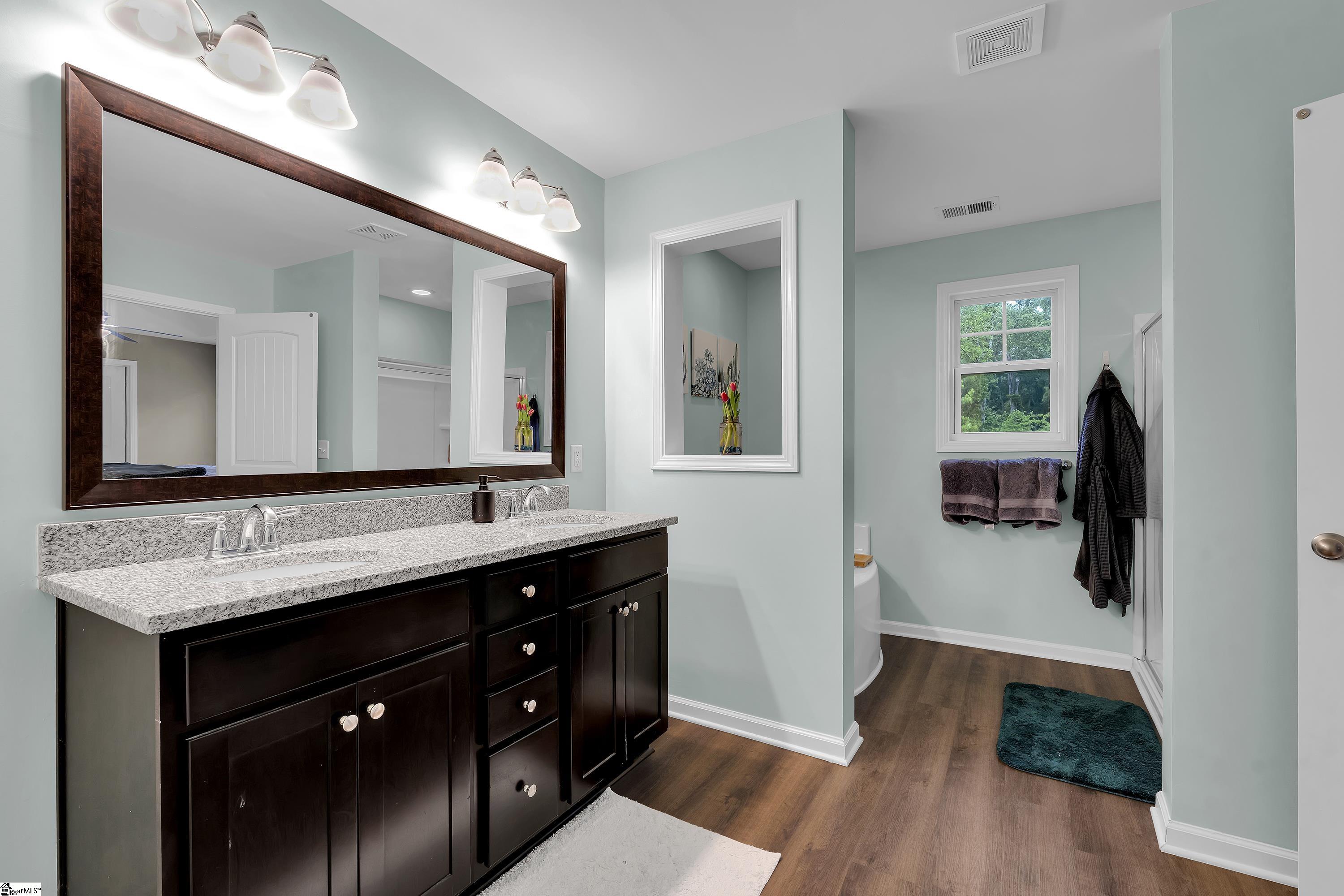 121 Strongridge Trail Simpsonville, SC 29681 - Photo 18 of 36 Gallery Image 18