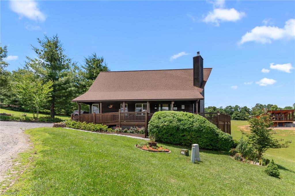 285 Black Bear Ridge Sparta, NC 28675 - Photo 3 of 35